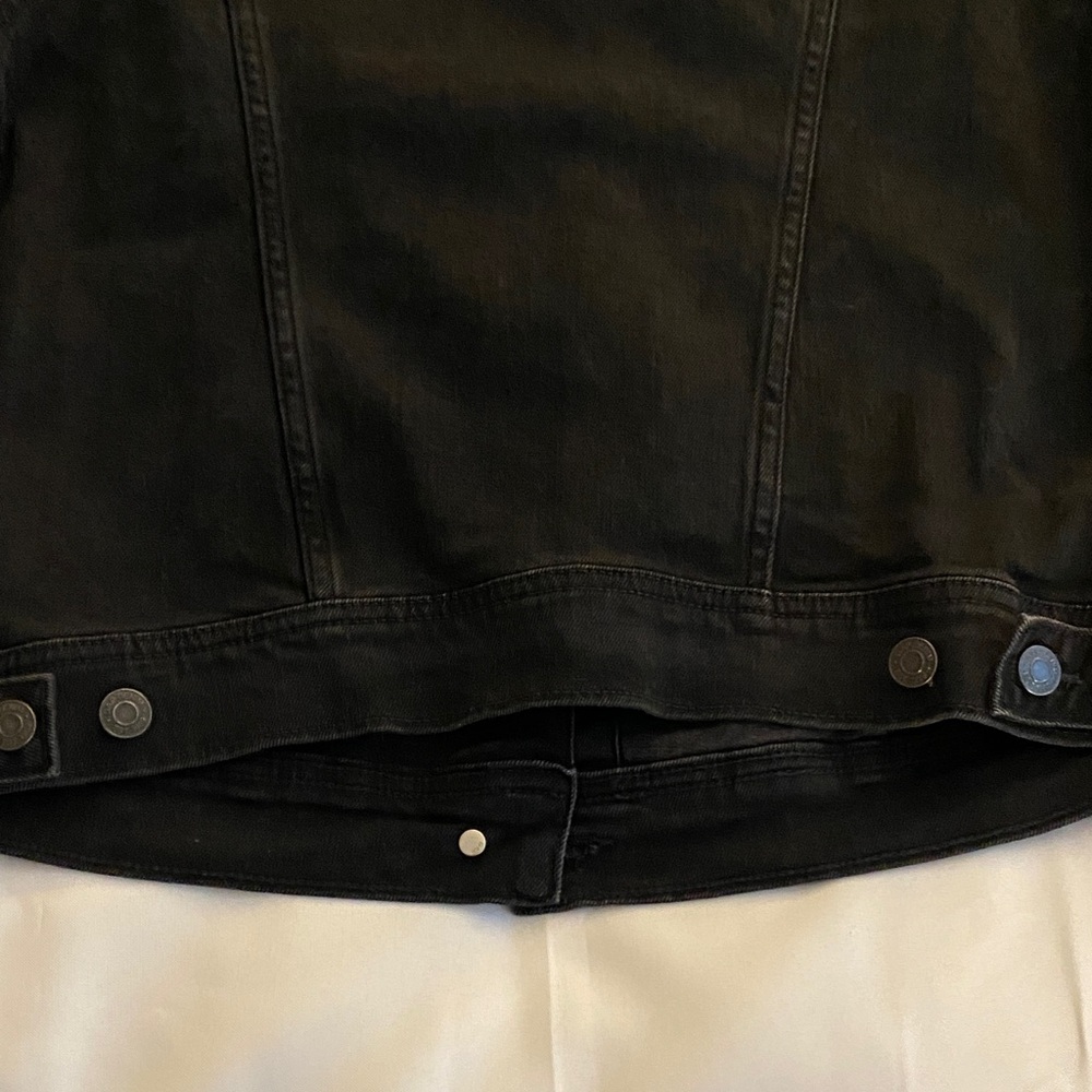 GAP Women's Black Denim Jacket - Picture 7 of 10